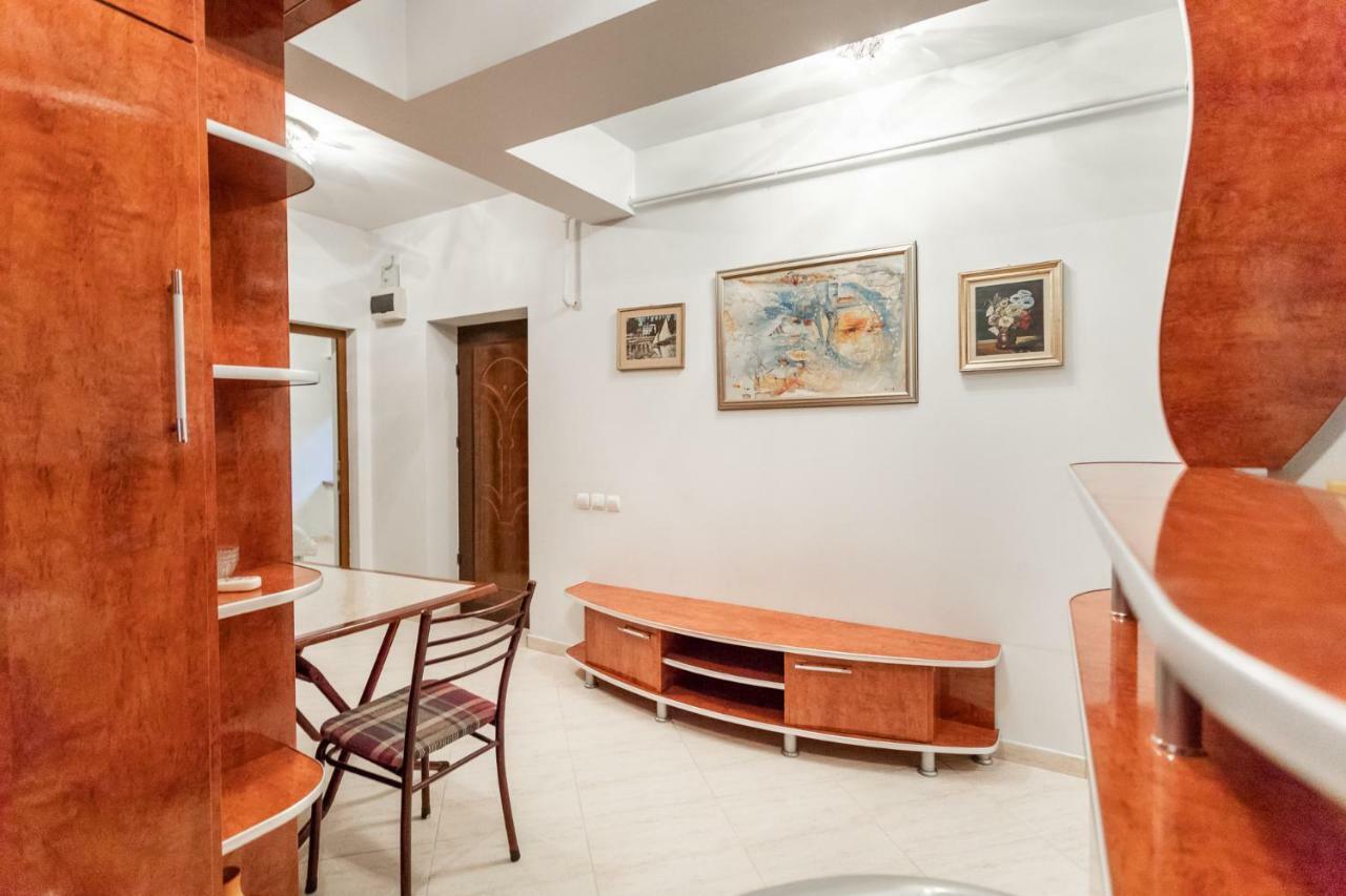 Calderon Studio Apartament *
